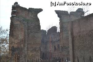 [P21] Basilica Rosie (Kızıl Avlu) - era in renovari si era inchisa vizitatorilor. Impresionanta constructie.  » foto by TraianS
 - 
<span class="allrVoted glyphicon glyphicon-heart hidden" id="av504587"></span>
<a class="m-l-10 hidden" id="sv504587" onclick="voting_Foto_DelVot(,504587,4030)" role="button">șterge vot <span class="glyphicon glyphicon-remove"></span></a>
<a id="v9504587" class=" c-red"  onclick="voting_Foto_SetVot(504587)" role="button"><span class="glyphicon glyphicon-heart-empty"></span> <b>LIKE</b> = Votează poza</a> <img class="hidden"  id="f504587W9" src="/imagini/loader.gif" border="0" /><span class="AjErrMes hidden" id="e504587ErM"></span>