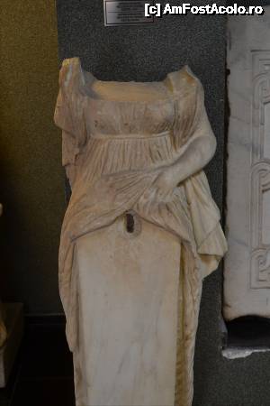 [P50] Care o fi ideea??? Muzeul Bergama » foto by TraianS
 - 
<span class="allrVoted glyphicon glyphicon-heart hidden" id="av504627"></span>
<a class="m-l-10 hidden" id="sv504627" onclick="voting_Foto_DelVot(,504627,4030)" role="button">șterge vot <span class="glyphicon glyphicon-remove"></span></a>
<a id="v9504627" class=" c-red"  onclick="voting_Foto_SetVot(504627)" role="button"><span class="glyphicon glyphicon-heart-empty"></span> <b>LIKE</b> = Votează poza</a> <img class="hidden"  id="f504627W9" src="/imagini/loader.gif" border="0" /><span class="AjErrMes hidden" id="e504627ErM"></span>