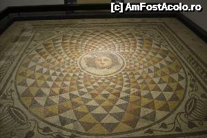 [P52] Mozaic cu cap de Meduza. Muzeul Bergama » foto by TraianS
 - 
<span class="allrVoted glyphicon glyphicon-heart hidden" id="av504629"></span>
<a class="m-l-10 hidden" id="sv504629" onclick="voting_Foto_DelVot(,504629,4030)" role="button">șterge vot <span class="glyphicon glyphicon-remove"></span></a>
<a id="v9504629" class=" c-red"  onclick="voting_Foto_SetVot(504629)" role="button"><span class="glyphicon glyphicon-heart-empty"></span> <b>LIKE</b> = Votează poza</a> <img class="hidden"  id="f504629W9" src="/imagini/loader.gif" border="0" /><span class="AjErrMes hidden" id="e504629ErM"></span>