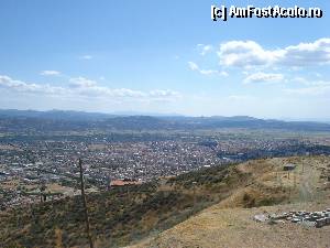 [P28] suntem sus la cetate. Se vede orasul Bergama.  » foto by adryana
 - 
<span class="allrVoted glyphicon glyphicon-heart hidden" id="av369135"></span>
<a class="m-l-10 hidden" id="sv369135" onclick="voting_Foto_DelVot(,369135,4030)" role="button">șterge vot <span class="glyphicon glyphicon-remove"></span></a>
<a id="v9369135" class=" c-red"  onclick="voting_Foto_SetVot(369135)" role="button"><span class="glyphicon glyphicon-heart-empty"></span> <b>LIKE</b> = Votează poza</a> <img class="hidden"  id="f369135W9" src="/imagini/loader.gif" border="0" /><span class="AjErrMes hidden" id="e369135ErM"></span>