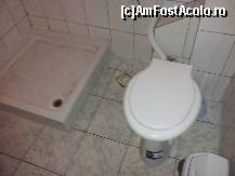 [P03] Baie Sellina -nu curgea apa la WC » foto by nutzul22
 - 
<span class="allrVoted glyphicon glyphicon-heart hidden" id="av429905"></span>
<a class="m-l-10 hidden" id="sv429905" onclick="voting_Foto_DelVot(,429905,4031)" role="button">șterge vot <span class="glyphicon glyphicon-remove"></span></a>
<a id="v9429905" class=" c-red"  onclick="voting_Foto_SetVot(429905)" role="button"><span class="glyphicon glyphicon-heart-empty"></span> <b>LIKE</b> = Votează poza</a> <img class="hidden"  id="f429905W9" src="/imagini/loader.gif" border="0" /><span class="AjErrMes hidden" id="e429905ErM"></span>
