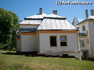 [P08] Castelul Zichy - aripa de sud a castelului cea care se arată prima călătorului » foto by danoradea
 - 
<span class="allrVoted glyphicon glyphicon-heart hidden" id="av578648"></span>
<a class="m-l-10 hidden" id="sv578648" onclick="voting_Foto_DelVot(,578648,4038)" role="button">șterge vot <span class="glyphicon glyphicon-remove"></span></a>
<a id="v9578648" class=" c-red"  onclick="voting_Foto_SetVot(578648)" role="button"><span class="glyphicon glyphicon-heart-empty"></span> <b>LIKE</b> = Votează poza</a> <img class="hidden"  id="f578648W9" src="/imagini/loader.gif" border="0" /><span class="AjErrMes hidden" id="e578648ErM"></span>