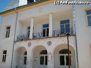 [P09] Castelul Zichy - din păcate vechile uși din lemn masiv de la intrare au fost înlocuite cu termopan » foto by danoradea
 - 
<span class="allrVoted glyphicon glyphicon-heart hidden" id="av578649"></span>
<a class="m-l-10 hidden" id="sv578649" onclick="voting_Foto_DelVot(,578649,4038)" role="button">șterge vot <span class="glyphicon glyphicon-remove"></span></a>
<a id="v9578649" class=" c-red"  onclick="voting_Foto_SetVot(578649)" role="button"><span class="glyphicon glyphicon-heart-empty"></span> <b>LIKE</b> = Votează poza</a> <img class="hidden"  id="f578649W9" src="/imagini/loader.gif" border="0" /><span class="AjErrMes hidden" id="e578649ErM"></span>