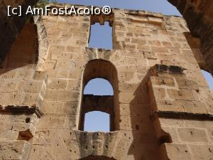 [P11] Amfiteatrul din El Jem » foto by nicole33
 - 
<span class="allrVoted glyphicon glyphicon-heart hidden" id="av1161081"></span>
<a class="m-l-10 hidden" id="sv1161081" onclick="voting_Foto_DelVot(,1161081,4044)" role="button">șterge vot <span class="glyphicon glyphicon-remove"></span></a>
<a id="v91161081" class=" c-red"  onclick="voting_Foto_SetVot(1161081)" role="button"><span class="glyphicon glyphicon-heart-empty"></span> <b>LIKE</b> = Votează poza</a> <img class="hidden"  id="f1161081W9" src="/imagini/loader.gif" border="0" /><span class="AjErrMes hidden" id="e1161081ErM"></span>