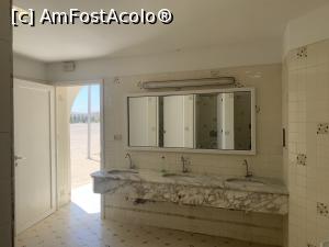 [P70] Amfitetarul de la El Djem-clădirea toaletelor » foto by AZE
 - 
<span class="allrVoted glyphicon glyphicon-heart hidden" id="av1380854"></span>
<a class="m-l-10 hidden" id="sv1380854" onclick="voting_Foto_DelVot(,1380854,4044)" role="button">șterge vot <span class="glyphicon glyphicon-remove"></span></a>
<a id="v91380854" class=" c-red"  onclick="voting_Foto_SetVot(1380854)" role="button"><span class="glyphicon glyphicon-heart-empty"></span> <b>LIKE</b> = Votează poza</a> <img class="hidden"  id="f1380854W9" src="/imagini/loader.gif" border="0" /><span class="AjErrMes hidden" id="e1380854ErM"></span>