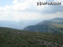 [P37] imi place tare aceasta priveliste. undeva jos, intre cele doua creste, este busteniul » foto by a.sr*
 - 
<span class="allrVoted glyphicon glyphicon-heart hidden" id="av263348"></span>
<a class="m-l-10 hidden" id="sv263348" onclick="voting_Foto_DelVot(,263348,4076)" role="button">șterge vot <span class="glyphicon glyphicon-remove"></span></a>
<a id="v9263348" class=" c-red"  onclick="voting_Foto_SetVot(263348)" role="button"><span class="glyphicon glyphicon-heart-empty"></span> <b>LIKE</b> = Votează poza</a> <img class="hidden"  id="f263348W9" src="/imagini/loader.gif" border="0" /><span class="AjErrMes hidden" id="e263348ErM"></span>