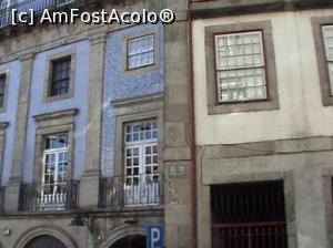 [P13] Case vechi, placate cu azulejos, în cartierul Ribeira.  » foto by Carmen Ion
 - 
<span class="allrVoted glyphicon glyphicon-heart hidden" id="av721181"></span>
<a class="m-l-10 hidden" id="sv721181" onclick="voting_Foto_DelVot(,721181,4082)" role="button">șterge vot <span class="glyphicon glyphicon-remove"></span></a>
<a id="v9721181" class=" c-red"  onclick="voting_Foto_SetVot(721181)" role="button"><span class="glyphicon glyphicon-heart-empty"></span> <b>LIKE</b> = Votează poza</a> <img class="hidden"  id="f721181W9" src="/imagini/loader.gif" border="0" /><span class="AjErrMes hidden" id="e721181ErM"></span>
