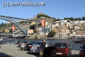 [P14] Ponte Dom Luis I văzut din cartierul Ribeira.  » foto by Carmen Ion
 - 
<span class="allrVoted glyphicon glyphicon-heart hidden" id="av721183"></span>
<a class="m-l-10 hidden" id="sv721183" onclick="voting_Foto_DelVot(,721183,4082)" role="button">șterge vot <span class="glyphicon glyphicon-remove"></span></a>
<a id="v9721183" class=" c-red"  onclick="voting_Foto_SetVot(721183)" role="button"><span class="glyphicon glyphicon-heart-empty"></span> <b>LIKE</b> = Votează poza</a> <img class="hidden"  id="f721183W9" src="/imagini/loader.gif" border="0" /><span class="AjErrMes hidden" id="e721183ErM"></span>