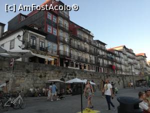 [P11] Cartierul Ribeira » foto by Mika
 - 
<span class="allrVoted glyphicon glyphicon-heart hidden" id="av1162070"></span>
<a class="m-l-10 hidden" id="sv1162070" onclick="voting_Foto_DelVot(,1162070,4082)" role="button">șterge vot <span class="glyphicon glyphicon-remove"></span></a>
<a id="v91162070" class=" c-red"  onclick="voting_Foto_SetVot(1162070)" role="button"><span class="glyphicon glyphicon-heart-empty"></span> <b>LIKE</b> = Votează poza</a> <img class="hidden"  id="f1162070W9" src="/imagini/loader.gif" border="0" /><span class="AjErrMes hidden" id="e1162070ErM"></span>