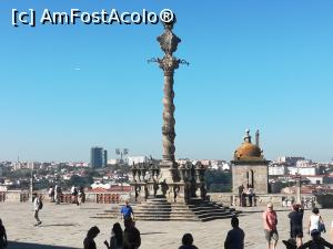 [P16] Catedrala este așezată intr-o piață care are in centru o coloană, un pilon numit Pelourinho, unde erau spânzurați criminalii din Porto » foto by Mika
 - 
<span class="allrVoted glyphicon glyphicon-heart hidden" id="av1162075"></span>
<a class="m-l-10 hidden" id="sv1162075" onclick="voting_Foto_DelVot(,1162075,4082)" role="button">șterge vot <span class="glyphicon glyphicon-remove"></span></a>
<a id="v91162075" class=" c-red"  onclick="voting_Foto_SetVot(1162075)" role="button"><span class="glyphicon glyphicon-heart-empty"></span> <b>LIKE</b> = Votează poza</a> <img class="hidden"  id="f1162075W9" src="/imagini/loader.gif" border="0" /><span class="AjErrMes hidden" id="e1162075ErM"></span>