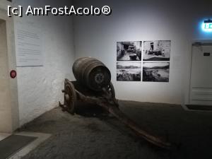 [P22] Butoi vechi și modalitatea in care putea fi transportat » foto by Mika
 - 
<span class="allrVoted glyphicon glyphicon-heart hidden" id="av1162830"></span>
<a class="m-l-10 hidden" id="sv1162830" onclick="voting_Foto_DelVot(,1162830,4082)" role="button">șterge vot <span class="glyphicon glyphicon-remove"></span></a>
<a id="v91162830" class=" c-red"  onclick="voting_Foto_SetVot(1162830)" role="button"><span class="glyphicon glyphicon-heart-empty"></span> <b>LIKE</b> = Votează poza</a> <img class="hidden"  id="f1162830W9" src="/imagini/loader.gif" border="0" /><span class="AjErrMes hidden" id="e1162830ErM"></span>