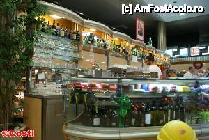 [P43] Barul de la Café Restautante Embaixador » foto by Costi
 - 
<span class="allrVoted glyphicon glyphicon-heart hidden" id="av414724"></span>
<a class="m-l-10 hidden" id="sv414724" onclick="voting_Foto_DelVot(,414724,4082)" role="button">șterge vot <span class="glyphicon glyphicon-remove"></span></a>
<a id="v9414724" class=" c-red"  onclick="voting_Foto_SetVot(414724)" role="button"><span class="glyphicon glyphicon-heart-empty"></span> <b>LIKE</b> = Votează poza</a> <img class="hidden"  id="f414724W9" src="/imagini/loader.gif" border="0" /><span class="AjErrMes hidden" id="e414724ErM"></span>