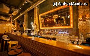 [P01] Pub 'Biutiful by Fratelli' » foto by ailynuka
 - 
<span class="allrVoted glyphicon glyphicon-heart hidden" id="av388668"></span>
<a class="m-l-10 hidden" id="sv388668" onclick="voting_Foto_DelVot(,388668,4083)" role="button">șterge vot <span class="glyphicon glyphicon-remove"></span></a>
<a id="v9388668" class=" c-red"  onclick="voting_Foto_SetVot(388668)" role="button"><span class="glyphicon glyphicon-heart-empty"></span> <b>LIKE</b> = Votează poza</a> <img class="hidden"  id="f388668W9" src="/imagini/loader.gif" border="0" /><span class="AjErrMes hidden" id="e388668ErM"></span>