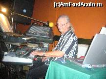 [P02] DJ restaurant 'Casa Iancului' » foto by magdalena
 - 
<span class="allrVoted glyphicon glyphicon-heart hidden" id="av43542"></span>
<a class="m-l-10 hidden" id="sv43542" onclick="voting_Foto_DelVot(,43542,4083)" role="button">șterge vot <span class="glyphicon glyphicon-remove"></span></a>
<a id="v943542" class=" c-red"  onclick="voting_Foto_SetVot(43542)" role="button"><span class="glyphicon glyphicon-heart-empty"></span> <b>LIKE</b> = Votează poza</a> <img class="hidden"  id="f43542W9" src="/imagini/loader.gif" border="0" /><span class="AjErrMes hidden" id="e43542ErM"></span>