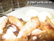[P10] Restaurantul Marshall  / Aici ar vrea sa fie placinta cu mere si inghetata, foarte buna.  » foto by Michi
 - 
<span class="allrVoted glyphicon glyphicon-heart hidden" id="av386140"></span>
<a class="m-l-10 hidden" id="sv386140" onclick="voting_Foto_DelVot(,386140,4083)" role="button">șterge vot <span class="glyphicon glyphicon-remove"></span></a>
<a id="v9386140" class=" c-red"  onclick="voting_Foto_SetVot(386140)" role="button"><span class="glyphicon glyphicon-heart-empty"></span> <b>LIKE</b> = Votează poza</a> <img class="hidden"  id="f386140W9" src="/imagini/loader.gif" border="0" /><span class="AjErrMes hidden" id="e386140ErM"></span>