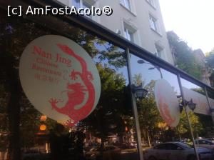 [P33] În vecini, pe bulivar, Nan Jing » foto by Mioritik
 - 
<span class="allrVoted glyphicon glyphicon-heart hidden" id="av1365752"></span>
<a class="m-l-10 hidden" id="sv1365752" onclick="voting_Foto_DelVot(,1365752,4083)" role="button">șterge vot <span class="glyphicon glyphicon-remove"></span></a>
<a id="v91365752" class=" c-red"  onclick="voting_Foto_SetVot(1365752)" role="button"><span class="glyphicon glyphicon-heart-empty"></span> <b>LIKE</b> = Votează poza</a> <img class="hidden"  id="f1365752W9" src="/imagini/loader.gif" border="0" /><span class="AjErrMes hidden" id="e1365752ErM"></span>