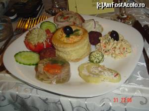 [P04] Aperitivul din meniu » foto by dorinakiss
 - 
<span class="allrVoted glyphicon glyphicon-heart hidden" id="av584031"></span>
<a class="m-l-10 hidden" id="sv584031" onclick="voting_Foto_DelVot(,584031,4083)" role="button">șterge vot <span class="glyphicon glyphicon-remove"></span></a>
<a id="v9584031" class=" c-red"  onclick="voting_Foto_SetVot(584031)" role="button"><span class="glyphicon glyphicon-heart-empty"></span> <b>LIKE</b> = Votează poza</a> <img class="hidden"  id="f584031W9" src="/imagini/loader.gif" border="0" /><span class="AjErrMes hidden" id="e584031ErM"></span>
