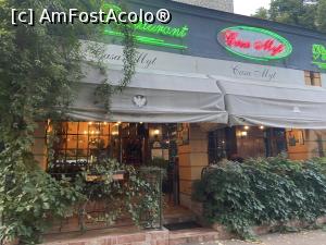 [P01] Restaurant Casa Myt - vedere din alee » foto by nicole33
 - 
<span class="allrVoted glyphicon glyphicon-heart hidden" id="av1318532"></span>
<a class="m-l-10 hidden" id="sv1318532" onclick="voting_Foto_DelVot(,1318532,4083)" role="button">șterge vot <span class="glyphicon glyphicon-remove"></span></a>
<a id="v91318532" class=" c-red"  onclick="voting_Foto_SetVot(1318532)" role="button"><span class="glyphicon glyphicon-heart-empty"></span> <b>LIKE</b> = Votează poza</a> <img class="hidden"  id="f1318532W9" src="/imagini/loader.gif" border="0" /><span class="AjErrMes hidden" id="e1318532ErM"></span>