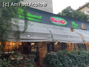 [P38] Restaurant Casa Myt - intrarea în restaurant » foto by nicole33
 - 
<span class="allrVoted glyphicon glyphicon-heart hidden" id="av1318569"></span>
<a class="m-l-10 hidden" id="sv1318569" onclick="voting_Foto_DelVot(,1318569,4083)" role="button">șterge vot <span class="glyphicon glyphicon-remove"></span></a>
<a id="v91318569" class=" c-red"  onclick="voting_Foto_SetVot(1318569)" role="button"><span class="glyphicon glyphicon-heart-empty"></span> <b>LIKE</b> = Votează poza</a> <img class="hidden"  id="f1318569W9" src="/imagini/loader.gif" border="0" /><span class="AjErrMes hidden" id="e1318569ErM"></span>