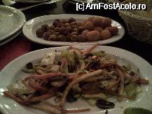 [P08] Restaurantul Potcoava - aperitive(crochete si legume gratinate) » foto by kmy
 - 
<span class="allrVoted glyphicon glyphicon-heart hidden" id="av66955"></span>
<a class="m-l-10 hidden" id="sv66955" onclick="voting_Foto_DelVot(,66955,4083)" role="button">șterge vot <span class="glyphicon glyphicon-remove"></span></a>
<a id="v966955" class=" c-red"  onclick="voting_Foto_SetVot(66955)" role="button"><span class="glyphicon glyphicon-heart-empty"></span> <b>LIKE</b> = Votează poza</a> <img class="hidden"  id="f66955W9" src="/imagini/loader.gif" border="0" /><span class="AjErrMes hidden" id="e66955ErM"></span>