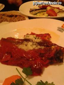 [P12] Taverna Sârbului / salata de ardei copti, nici frumoasa, nici gustoasa » foto by amero
 - 
<span class="allrVoted glyphicon glyphicon-heart hidden" id="av405044"></span>
<a class="m-l-10 hidden" id="sv405044" onclick="voting_Foto_DelVot(,405044,4083)" role="button">șterge vot <span class="glyphicon glyphicon-remove"></span></a>
<a id="v9405044" class=" c-red"  onclick="voting_Foto_SetVot(405044)" role="button"><span class="glyphicon glyphicon-heart-empty"></span> <b>LIKE</b> = Votează poza</a> <img class="hidden"  id="f405044W9" src="/imagini/loader.gif" border="0" /><span class="AjErrMes hidden" id="e405044ErM"></span>