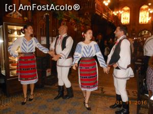 [P38] Caru' cu Bere - Dans folcloric.  » foto by iulianic
 - 
<span class="allrVoted glyphicon glyphicon-heart hidden" id="av807251"></span>
<a class="m-l-10 hidden" id="sv807251" onclick="voting_Foto_DelVot(,807251,4083)" role="button">șterge vot <span class="glyphicon glyphicon-remove"></span></a>
<a id="v9807251" class=" c-red"  onclick="voting_Foto_SetVot(807251)" role="button"><span class="glyphicon glyphicon-heart-empty"></span> <b>LIKE</b> = Votează poza</a> <img class="hidden"  id="f807251W9" src="/imagini/loader.gif" border="0" /><span class="AjErrMes hidden" id="e807251ErM"></span>