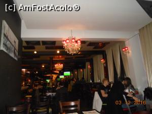 [P22] Hanul cu Tei - Interior discret iluminat.  » foto by iulianic
 - 
<span class="allrVoted glyphicon glyphicon-heart hidden" id="av816700"></span>
<a class="m-l-10 hidden" id="sv816700" onclick="voting_Foto_DelVot(,816700,4083)" role="button">șterge vot <span class="glyphicon glyphicon-remove"></span></a>
<a id="v9816700" class=" c-red"  onclick="voting_Foto_SetVot(816700)" role="button"><span class="glyphicon glyphicon-heart-empty"></span> <b>LIKE</b> = Votează poza</a> <img class="hidden"  id="f816700W9" src="/imagini/loader.gif" border="0" /><span class="AjErrMes hidden" id="e816700ErM"></span>