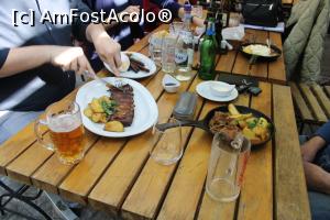 [P17] București, Hanu’ lui Manuc, Masa noastră » foto by mprofeanu
 - 
<span class="allrVoted glyphicon glyphicon-heart hidden" id="av1332815"></span>
<a class="m-l-10 hidden" id="sv1332815" onclick="voting_Foto_DelVot(,1332815,4083)" role="button">șterge vot <span class="glyphicon glyphicon-remove"></span></a>
<a id="v91332815" class=" c-red"  onclick="voting_Foto_SetVot(1332815)" role="button"><span class="glyphicon glyphicon-heart-empty"></span> <b>LIKE</b> = Votează poza</a> <img class="hidden"  id="f1332815W9" src="/imagini/loader.gif" border="0" /><span class="AjErrMes hidden" id="e1332815ErM"></span>