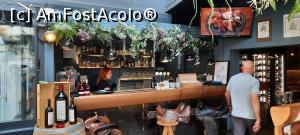 [P04] București, Red Angus Steak House, Barul cu Scaune - Șei din piele » foto by mprofeanu
 - 
<span class="allrVoted glyphicon glyphicon-heart hidden" id="av1390045"></span>
<a class="m-l-10 hidden" id="sv1390045" onclick="voting_Foto_DelVot(,1390045,4083)" role="button">șterge vot <span class="glyphicon glyphicon-remove"></span></a>
<a id="v91390045" class=" c-red"  onclick="voting_Foto_SetVot(1390045)" role="button"><span class="glyphicon glyphicon-heart-empty"></span> <b>LIKE</b> = Votează poza</a> <img class="hidden"  id="f1390045W9" src="/imagini/loader.gif" border="0" /><span class="AjErrMes hidden" id="e1390045ErM"></span>