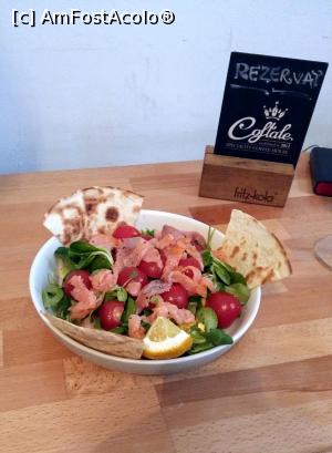 [P06] La Coftale - salata de ton » foto by Dragoș_MD
 - 
<span class="allrVoted glyphicon glyphicon-heart hidden" id="av966300"></span>
<a class="m-l-10 hidden" id="sv966300" onclick="voting_Foto_DelVot(,966300,4083)" role="button">șterge vot <span class="glyphicon glyphicon-remove"></span></a>
<a id="v9966300" class=" c-red"  onclick="voting_Foto_SetVot(966300)" role="button"><span class="glyphicon glyphicon-heart-empty"></span> <b>LIKE</b> = Votează poza</a> <img class="hidden"  id="f966300W9" src="/imagini/loader.gif" border="0" /><span class="AjErrMes hidden" id="e966300ErM"></span>
