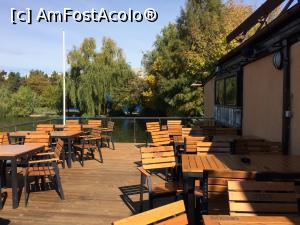 [P03] Cafeneaua Actorilor. O parte din terasa.  » foto by Floria
 - 
<span class="allrVoted glyphicon glyphicon-heart hidden" id="av912143"></span>
<a class="m-l-10 hidden" id="sv912143" onclick="voting_Foto_DelVot(,912143,4083)" role="button">șterge vot <span class="glyphicon glyphicon-remove"></span></a>
<a id="v9912143" class=" c-red"  onclick="voting_Foto_SetVot(912143)" role="button"><span class="glyphicon glyphicon-heart-empty"></span> <b>LIKE</b> = Votează poza</a> <img class="hidden"  id="f912143W9" src="/imagini/loader.gif" border="0" /><span class="AjErrMes hidden" id="e912143ErM"></span>