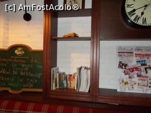 [P15] Biblioteca micuță și altă ofertă de mâncare » foto by Zoazore
 - 
<span class="allrVoted glyphicon glyphicon-heart hidden" id="av1355259"></span>
<a class="m-l-10 hidden" id="sv1355259" onclick="voting_Foto_DelVot(,1355259,4083)" role="button">șterge vot <span class="glyphicon glyphicon-remove"></span></a>
<a id="v91355259" class=" c-red"  onclick="voting_Foto_SetVot(1355259)" role="button"><span class="glyphicon glyphicon-heart-empty"></span> <b>LIKE</b> = Votează poza</a> <img class="hidden"  id="f1355259W9" src="/imagini/loader.gif" border="0" /><span class="AjErrMes hidden" id="e1355259ErM"></span>