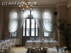 [P13] Luna cafe&bistro - arata minunat » foto by mishu
 - 
<span class="allrVoted glyphicon glyphicon-heart hidden" id="av1278639"></span>
<a class="m-l-10 hidden" id="sv1278639" onclick="voting_Foto_DelVot(,1278639,4083)" role="button">șterge vot <span class="glyphicon glyphicon-remove"></span></a>
<a id="v91278639" class=" c-red"  onclick="voting_Foto_SetVot(1278639)" role="button"><span class="glyphicon glyphicon-heart-empty"></span> <b>LIKE</b> = Votează poza</a> <img class="hidden"  id="f1278639W9" src="/imagini/loader.gif" border="0" /><span class="AjErrMes hidden" id="e1278639ErM"></span>