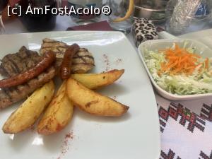 [P19] Restaurant Casa Jienilor -  combinatia perfecta » foto by mishu
 - 
<span class="allrVoted glyphicon glyphicon-heart hidden" id="av1329334"></span>
<a class="m-l-10 hidden" id="sv1329334" onclick="voting_Foto_DelVot(,1329334,4083)" role="button">șterge vot <span class="glyphicon glyphicon-remove"></span></a>
<a id="v91329334" class=" c-red"  onclick="voting_Foto_SetVot(1329334)" role="button"><span class="glyphicon glyphicon-heart-empty"></span> <b>LIKE</b> = Votează poza</a> <img class="hidden"  id="f1329334W9" src="/imagini/loader.gif" border="0" /><span class="AjErrMes hidden" id="e1329334ErM"></span>