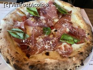 [P20] Pizzeria Mamizza - o pizza » foto by mishu
 - 
<span class="allrVoted glyphicon glyphicon-heart hidden" id="av1336189"></span>
<a class="m-l-10 hidden" id="sv1336189" onclick="voting_Foto_DelVot(,1336189,4083)" role="button">șterge vot <span class="glyphicon glyphicon-remove"></span></a>
<a id="v91336189" class=" c-red"  onclick="voting_Foto_SetVot(1336189)" role="button"><span class="glyphicon glyphicon-heart-empty"></span> <b>LIKE</b> = Votează poza</a> <img class="hidden"  id="f1336189W9" src="/imagini/loader.gif" border="0" /><span class="AjErrMes hidden" id="e1336189ErM"></span>