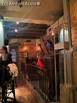 [P06] Salon Golescu - acesta era un fel de separeu » foto by mishu
 - 
<span class="allrVoted glyphicon glyphicon-heart hidden" id="av1340600"></span>
<a class="m-l-10 hidden" id="sv1340600" onclick="voting_Foto_DelVot(,1340600,4083)" role="button">șterge vot <span class="glyphicon glyphicon-remove"></span></a>
<a id="v91340600" class=" c-red"  onclick="voting_Foto_SetVot(1340600)" role="button"><span class="glyphicon glyphicon-heart-empty"></span> <b>LIKE</b> = Votează poza</a> <img class="hidden"  id="f1340600W9" src="/imagini/loader.gif" border="0" /><span class="AjErrMes hidden" id="e1340600ErM"></span>