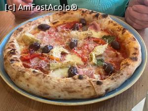 [P17] Restaurant AveForchetta - pizza capriciosa » foto by mishu
 - 
<span class="allrVoted glyphicon glyphicon-heart hidden" id="av1361719"></span>
<a class="m-l-10 hidden" id="sv1361719" onclick="voting_Foto_DelVot(,1361719,4083)" role="button">șterge vot <span class="glyphicon glyphicon-remove"></span></a>
<a id="v91361719" class=" c-red"  onclick="voting_Foto_SetVot(1361719)" role="button"><span class="glyphicon glyphicon-heart-empty"></span> <b>LIKE</b> = Votează poza</a> <img class="hidden"  id="f1361719W9" src="/imagini/loader.gif" border="0" /><span class="AjErrMes hidden" id="e1361719ErM"></span>