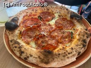 [P18] Restaurant AveForchetta - pizza diavola » foto by mishu
 - 
<span class="allrVoted glyphicon glyphicon-heart hidden" id="av1361720"></span>
<a class="m-l-10 hidden" id="sv1361720" onclick="voting_Foto_DelVot(,1361720,4083)" role="button">șterge vot <span class="glyphicon glyphicon-remove"></span></a>
<a id="v91361720" class=" c-red"  onclick="voting_Foto_SetVot(1361720)" role="button"><span class="glyphicon glyphicon-heart-empty"></span> <b>LIKE</b> = Votează poza</a> <img class="hidden"  id="f1361720W9" src="/imagini/loader.gif" border="0" /><span class="AjErrMes hidden" id="e1361720ErM"></span>