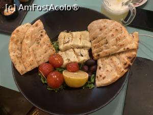 [P12] Grivita Pub&Grill - salata mea » foto by mishu
 - 
<span class="allrVoted glyphicon glyphicon-heart hidden" id="av1397199"></span>
<a class="m-l-10 hidden" id="sv1397199" onclick="voting_Foto_DelVot(,1397199,4083)" role="button">șterge vot <span class="glyphicon glyphicon-remove"></span></a>
<a id="v91397199" class=" c-red"  onclick="voting_Foto_SetVot(1397199)" role="button"><span class="glyphicon glyphicon-heart-empty"></span> <b>LIKE</b> = Votează poza</a> <img class="hidden"  id="f1397199W9" src="/imagini/loader.gif" border="0" /><span class="AjErrMes hidden" id="e1397199ErM"></span>