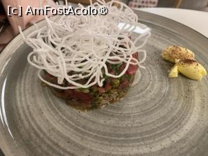 [P17] Restaurant 'De SOI' - dar si biftecul insotit de niste unt pe farfurie » foto by mishu
 - 
<span class="allrVoted glyphicon glyphicon-heart hidden" id="av1417144"></span>
<a class="m-l-10 hidden" id="sv1417144" onclick="voting_Foto_DelVot(,1417144,4083)" role="button">șterge vot <span class="glyphicon glyphicon-remove"></span></a>
<a id="v91417144" class=" c-red"  onclick="voting_Foto_SetVot(1417144)" role="button"><span class="glyphicon glyphicon-heart-empty"></span> <b>LIKE</b> = Votează poza</a> <img class="hidden"  id="f1417144W9" src="/imagini/loader.gif" border="0" /><span class="AjErrMes hidden" id="e1417144ErM"></span>