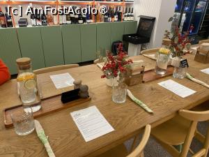 [P04] Restaurant 'De SOI' - masa de 16 persoane » foto by mishu
 - 
<span class="allrVoted glyphicon glyphicon-heart hidden" id="av1417131"></span>
<a class="m-l-10 hidden" id="sv1417131" onclick="voting_Foto_DelVot(,1417131,4083)" role="button">șterge vot <span class="glyphicon glyphicon-remove"></span></a>
<a id="v91417131" class=" c-red"  onclick="voting_Foto_SetVot(1417131)" role="button"><span class="glyphicon glyphicon-heart-empty"></span> <b>LIKE</b> = Votează poza</a> <img class="hidden"  id="f1417131W9" src="/imagini/loader.gif" border="0" /><span class="AjErrMes hidden" id="e1417131ErM"></span>
