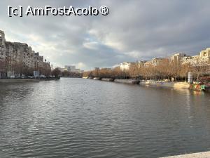 [P06] Restaurant Monza - vedere spre Dambovita » foto by mishu
 - 
<span class="allrVoted glyphicon glyphicon-heart hidden" id="av1472926"></span>
<a class="m-l-10 hidden" id="sv1472926" onclick="voting_Foto_DelVot(,1472926,4083)" role="button">șterge vot <span class="glyphicon glyphicon-remove"></span></a>
<a id="v91472926" class=" c-red"  onclick="voting_Foto_SetVot(1472926)" role="button"><span class="glyphicon glyphicon-heart-empty"></span> <b>LIKE</b> = Votează poza</a> <img class="hidden"  id="f1472926W9" src="/imagini/loader.gif" border="0" /><span class="AjErrMes hidden" id="e1472926ErM"></span>