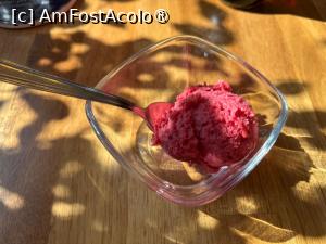 [P21] La Dolce Milano - inghetata de fructe de padure » foto by mishu
 - 
<span class="allrVoted glyphicon glyphicon-heart hidden" id="av1475145"></span>
<a class="m-l-10 hidden" id="sv1475145" onclick="voting_Foto_DelVot(,1475145,4083)" role="button">șterge vot <span class="glyphicon glyphicon-remove"></span></a>
<a id="v91475145" class=" c-red"  onclick="voting_Foto_SetVot(1475145)" role="button"><span class="glyphicon glyphicon-heart-empty"></span> <b>LIKE</b> = Votează poza</a> <img class="hidden"  id="f1475145W9" src="/imagini/loader.gif" border="0" /><span class="AjErrMes hidden" id="e1475145ErM"></span>