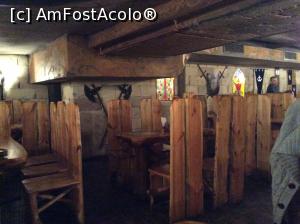 [P23] Restaurantul Excalibur - detalii interior » foto by mishu
 - 
<span class="allrVoted glyphicon glyphicon-heart hidden" id="av748904"></span>
<a class="m-l-10 hidden" id="sv748904" onclick="voting_Foto_DelVot(,748904,4083)" role="button">șterge vot <span class="glyphicon glyphicon-remove"></span></a>
<a id="v9748904" class=" c-red"  onclick="voting_Foto_SetVot(748904)" role="button"><span class="glyphicon glyphicon-heart-empty"></span> <b>LIKE</b> = Votează poza</a> <img class="hidden"  id="f748904W9" src="/imagini/loader.gif" border="0" /><span class="AjErrMes hidden" id="e748904ErM"></span>