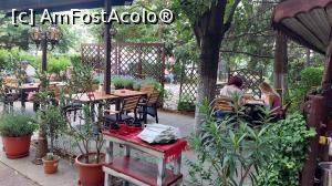 [P04] Restaurantul Burebista Tradițional - terasa » foto by Carmen Ion
 - 
<span class="allrVoted glyphicon glyphicon-heart hidden" id="av1370333"></span>
<a class="m-l-10 hidden" id="sv1370333" onclick="voting_Foto_DelVot(,1370333,4083)" role="button">șterge vot <span class="glyphicon glyphicon-remove"></span></a>
<a id="v91370333" class=" c-red"  onclick="voting_Foto_SetVot(1370333)" role="button"><span class="glyphicon glyphicon-heart-empty"></span> <b>LIKE</b> = Votează poza</a> <img class="hidden"  id="f1370333W9" src="/imagini/loader.gif" border="0" /><span class="AjErrMes hidden" id="e1370333ErM"></span>