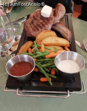 [P15] Restaurant Provence Iancului - spectaculosul antricot de vită » foto by Carmen Ion
 - 
<span class="allrVoted glyphicon glyphicon-heart hidden" id="av1407406"></span>
<a class="m-l-10 hidden" id="sv1407406" onclick="voting_Foto_DelVot(,1407406,4083)" role="button">șterge vot <span class="glyphicon glyphicon-remove"></span></a>
<a id="v91407406" class=" c-red"  onclick="voting_Foto_SetVot(1407406)" role="button"><span class="glyphicon glyphicon-heart-empty"></span> <b>LIKE</b> = Votează poza</a> <img class="hidden"  id="f1407406W9" src="/imagini/loader.gif" border="0" /><span class="AjErrMes hidden" id="e1407406ErM"></span>