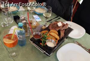 [P16] Restaurant Provence Iancului - spectaculosul antricot de vită » foto by Carmen Ion
 - 
<span class="allrVoted glyphicon glyphicon-heart hidden" id="av1407407"></span>
<a class="m-l-10 hidden" id="sv1407407" onclick="voting_Foto_DelVot(,1407407,4083)" role="button">șterge vot <span class="glyphicon glyphicon-remove"></span></a>
<a id="v91407407" class=" c-red"  onclick="voting_Foto_SetVot(1407407)" role="button"><span class="glyphicon glyphicon-heart-empty"></span> <b>LIKE</b> = Votează poza</a> <img class="hidden"  id="f1407407W9" src="/imagini/loader.gif" border="0" /><span class="AjErrMes hidden" id="e1407407ErM"></span>