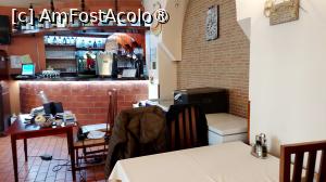 [P09] Restaurant Provence Iancului - sala de la intrare » foto by Carmen Ion
 - 
<span class="allrVoted glyphicon glyphicon-heart hidden" id="av1407400"></span>
<a class="m-l-10 hidden" id="sv1407400" onclick="voting_Foto_DelVot(,1407400,4083)" role="button">șterge vot <span class="glyphicon glyphicon-remove"></span></a>
<a id="v91407400" class=" c-red"  onclick="voting_Foto_SetVot(1407400)" role="button"><span class="glyphicon glyphicon-heart-empty"></span> <b>LIKE</b> = Votează poza</a> <img class="hidden"  id="f1407400W9" src="/imagini/loader.gif" border="0" /><span class="AjErrMes hidden" id="e1407400ErM"></span>