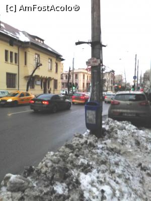 [P01] În Piaţa Spania am aterizat drept în mormanul de zăpadă!  » foto by Carmen Ion
 - 
<span class="allrVoted glyphicon glyphicon-heart hidden" id="av834324"></span>
<a class="m-l-10 hidden" id="sv834324" onclick="voting_Foto_DelVot(,834324,4083)" role="button">șterge vot <span class="glyphicon glyphicon-remove"></span></a>
<a id="v9834324" class=" c-red"  onclick="voting_Foto_SetVot(834324)" role="button"><span class="glyphicon glyphicon-heart-empty"></span> <b>LIKE</b> = Votează poza</a> <img class="hidden"  id="f834324W9" src="/imagini/loader.gif" border="0" /><span class="AjErrMes hidden" id="e834324ErM"></span>