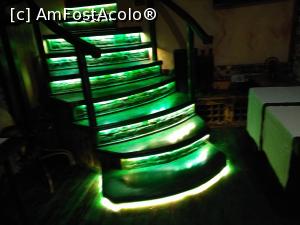 [P24] Ce bine că scările care coboară în cramă sunt luminate!  » foto by Carmen Ion
 - 
<span class="allrVoted glyphicon glyphicon-heart hidden" id="av834347"></span>
<a class="m-l-10 hidden" id="sv834347" onclick="voting_Foto_DelVot(,834347,4083)" role="button">șterge vot <span class="glyphicon glyphicon-remove"></span></a>
<a id="v9834347" class=" c-red"  onclick="voting_Foto_SetVot(834347)" role="button"><span class="glyphicon glyphicon-heart-empty"></span> <b>LIKE</b> = Votează poza</a> <img class="hidden"  id="f834347W9" src="/imagini/loader.gif" border="0" /><span class="AjErrMes hidden" id="e834347ErM"></span>